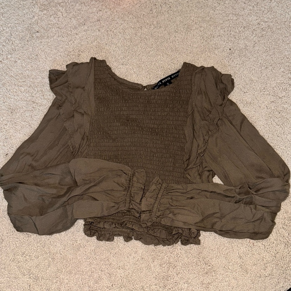 green long sleeve top size small